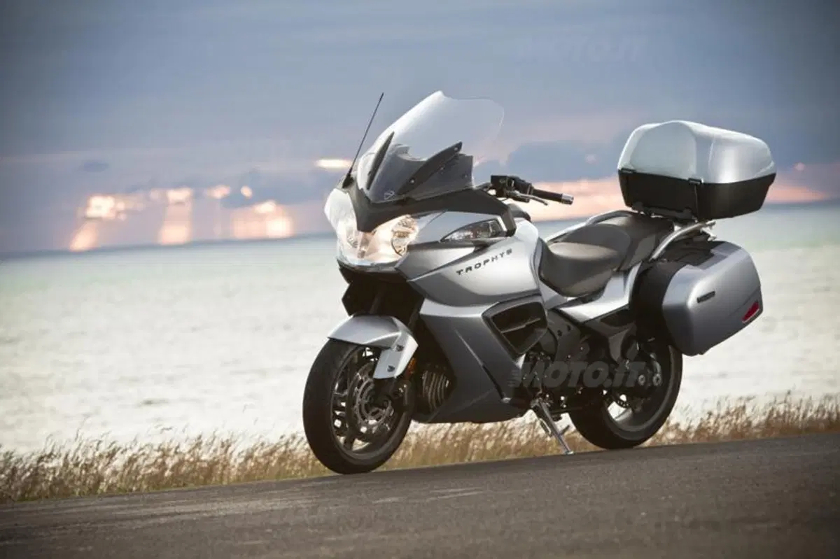 Triumph Trophy 1200   (29)
