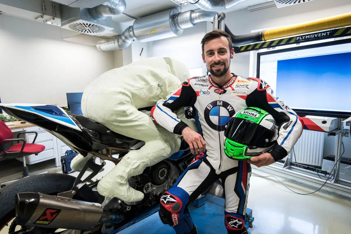 La BMW S1000RR SBK migliorata grazie a un Laverty in 3D (11)