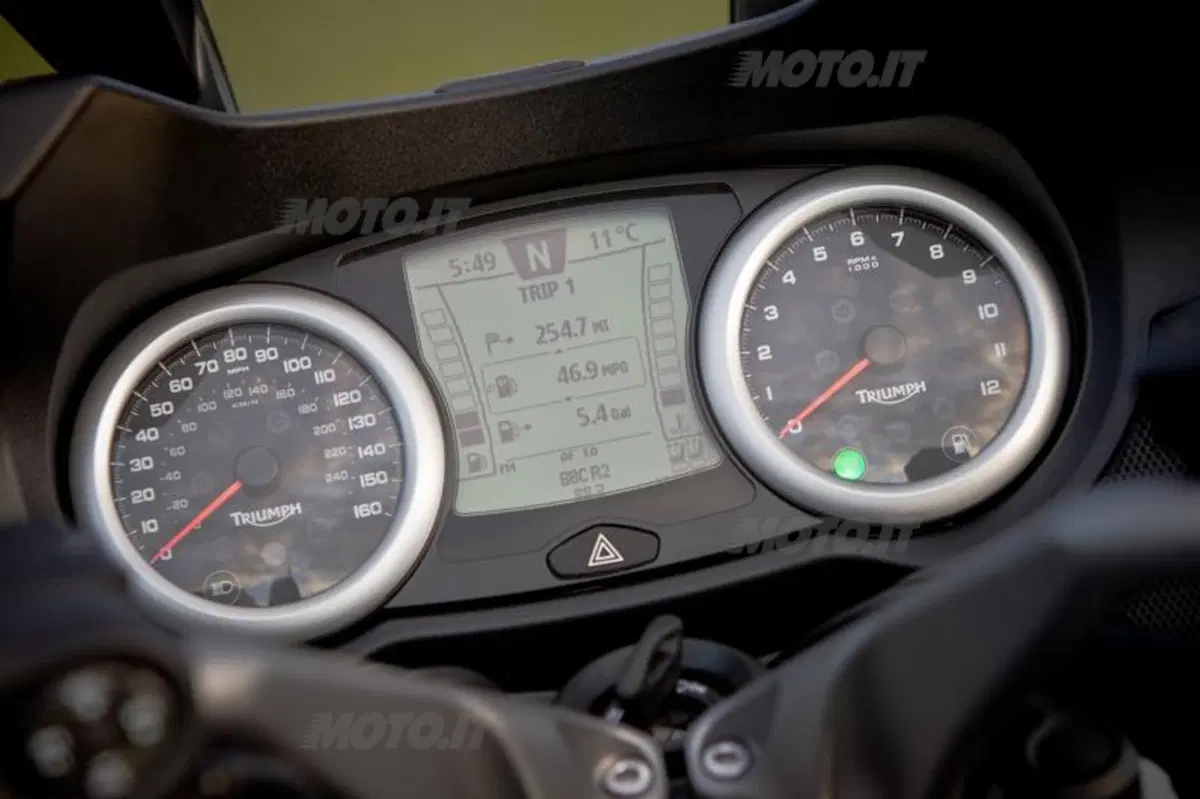 Triumph Trophy 1200   (36)