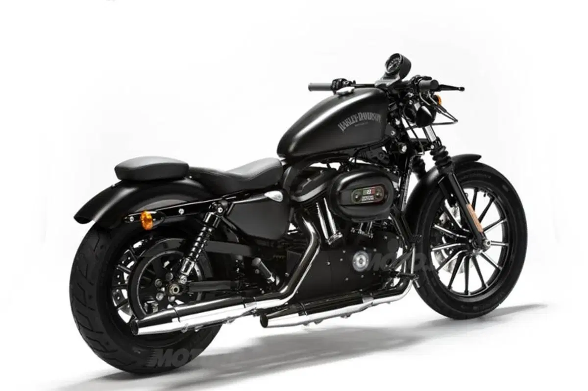 Harley-Davidson Iron 883 Special Edition (12)