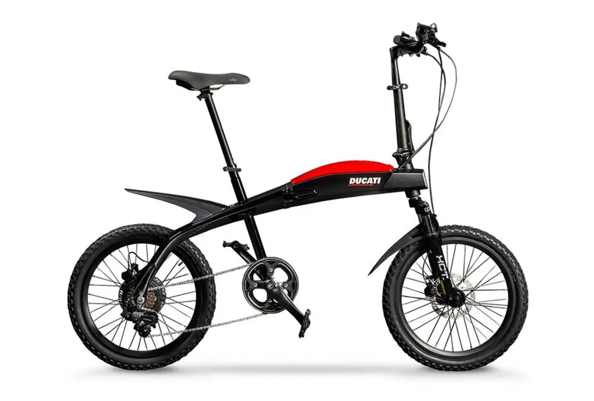 Ducati presenta tre nuovi modelli di eBike pieghevoli (11)