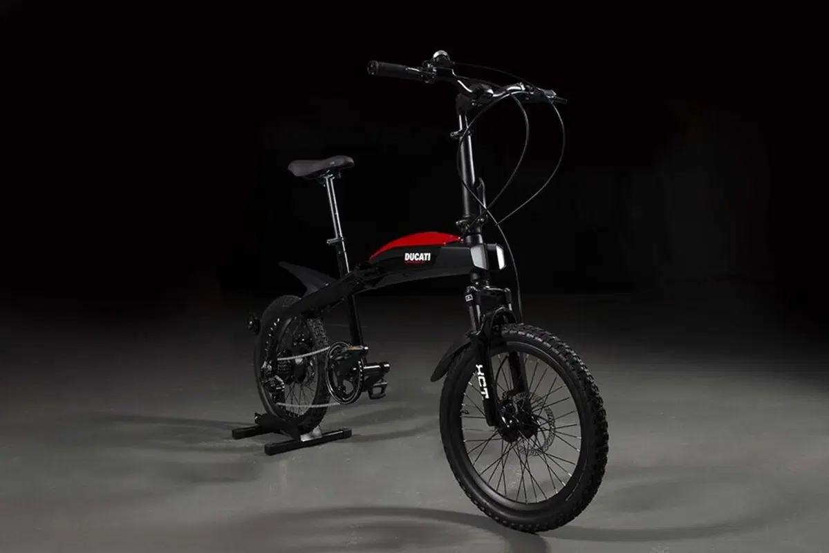 Ducati presenta tre nuovi modelli di eBike pieghevoli (13)