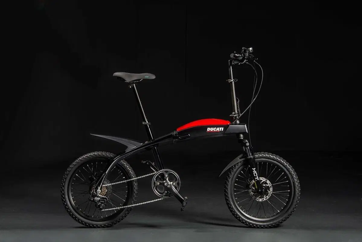 Ducati presenta tre nuovi modelli di eBike pieghevoli (27)