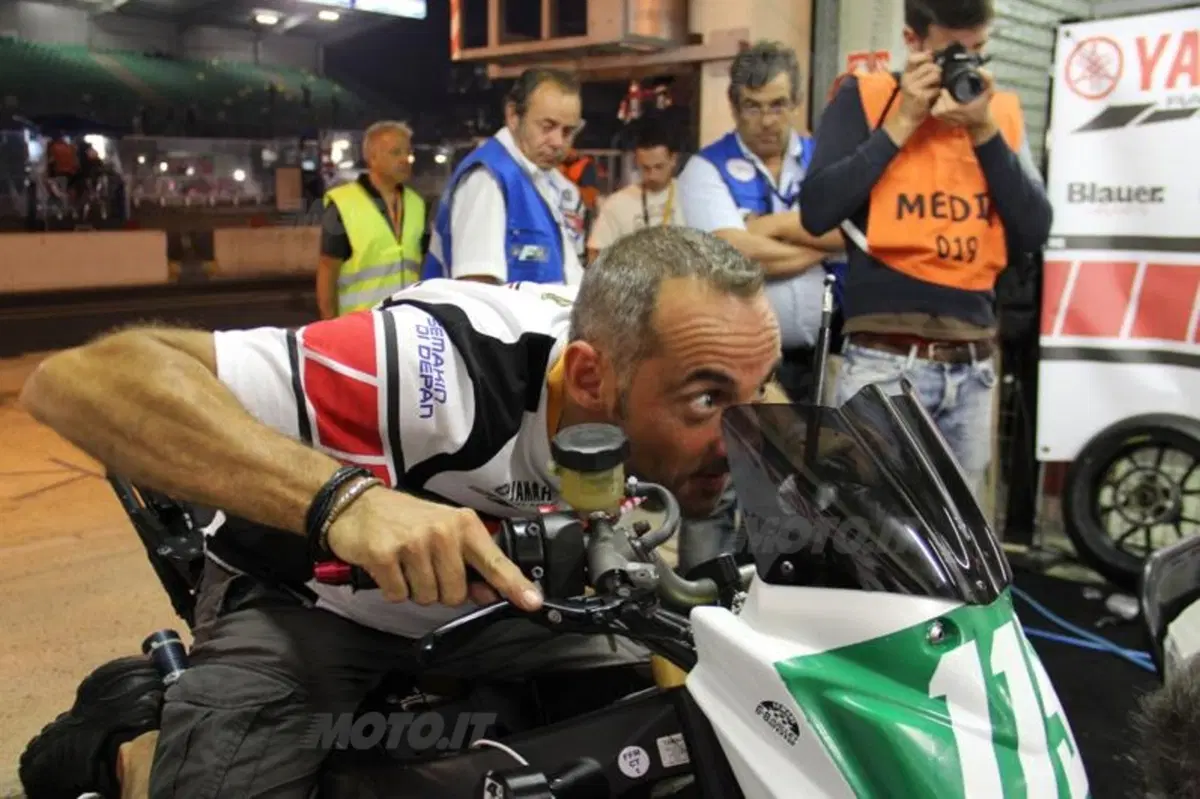 Una notte a Le Mans per la 24 Heurs Moto (6)