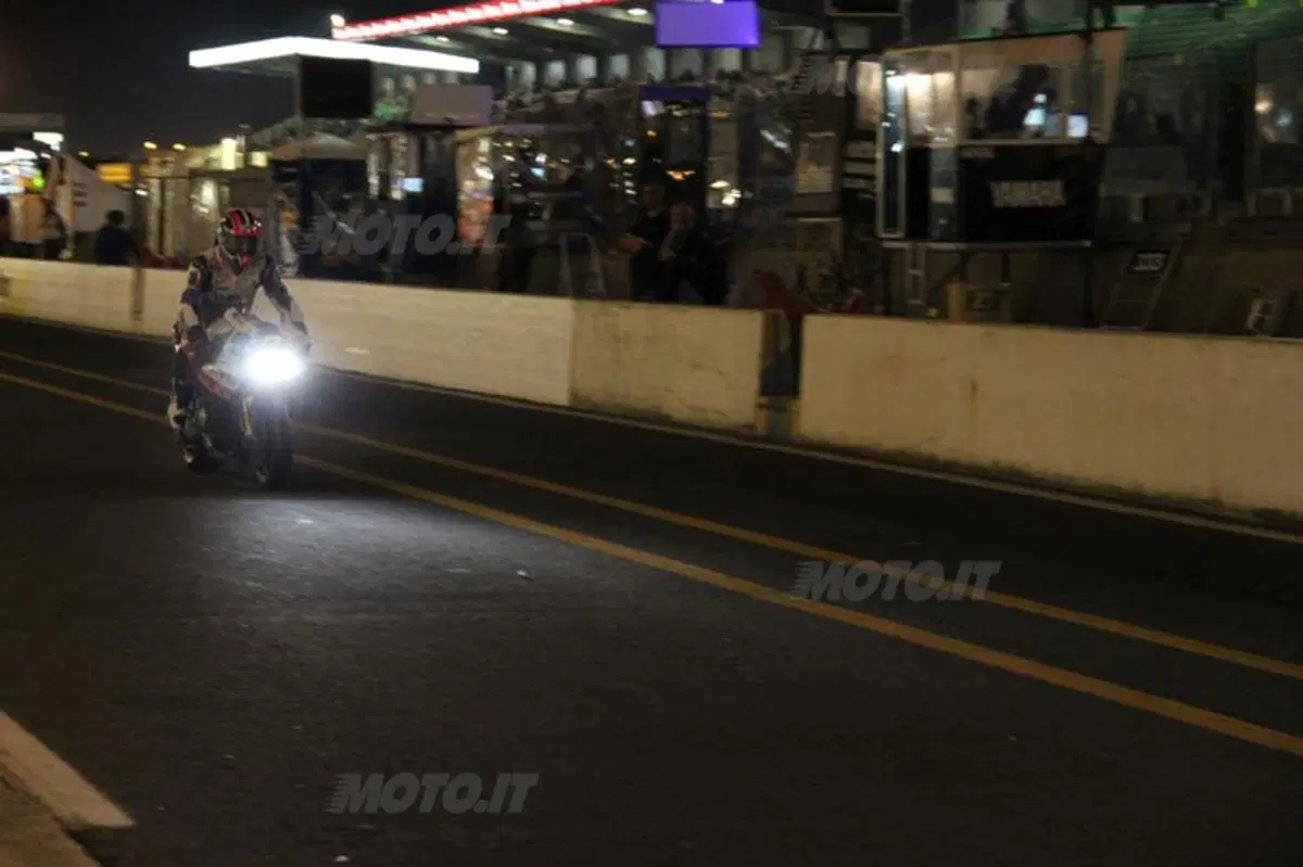 Una notte a Le Mans per la 24 Heurs Moto (35)