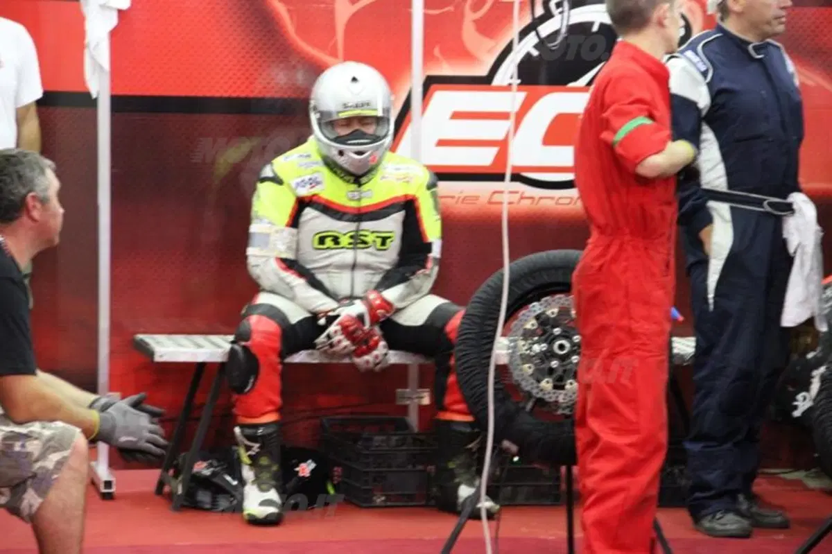 Una notte a Le Mans per la 24 Heurs Moto (36)