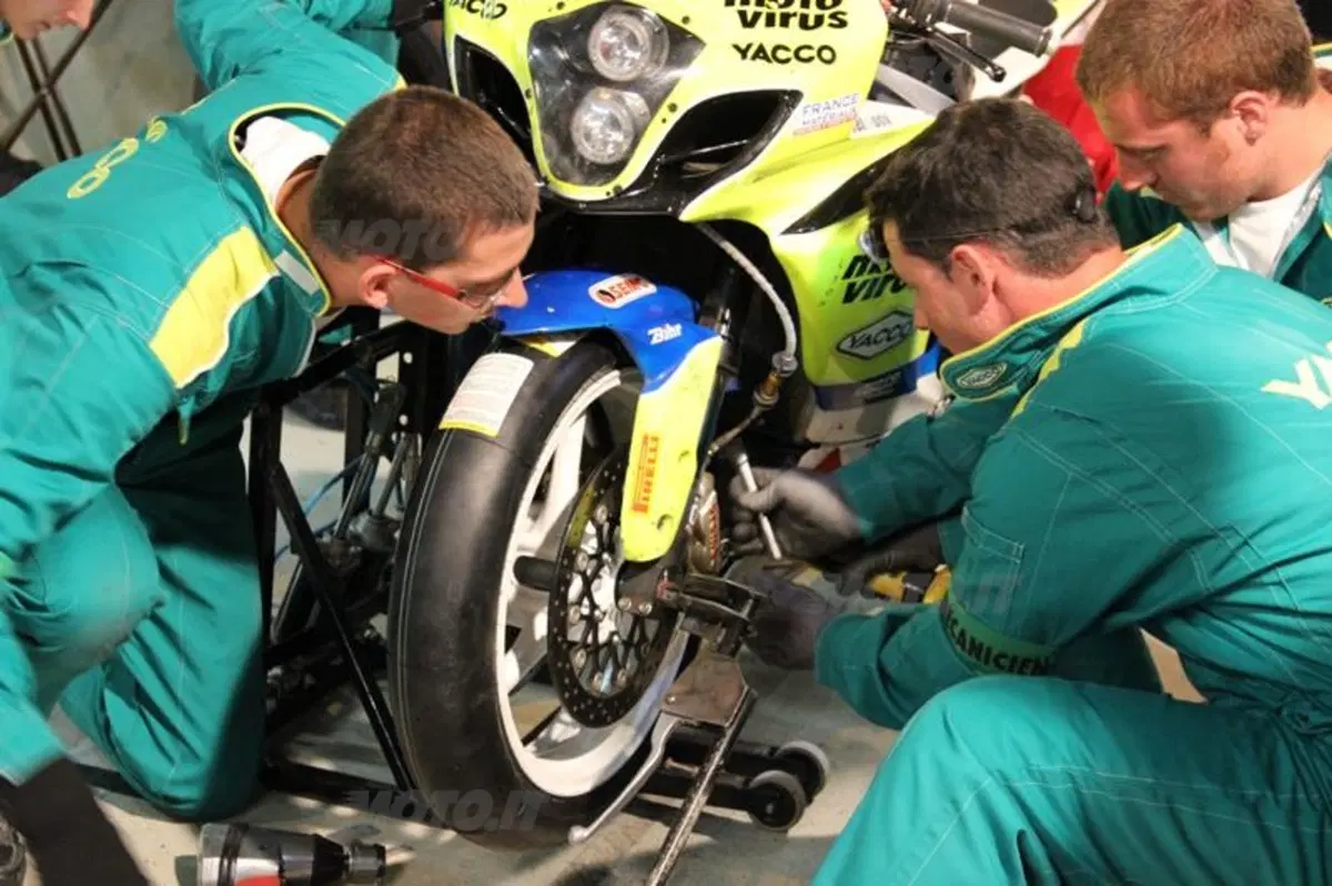 Una notte a Le Mans per la 24 Heurs Moto (50)