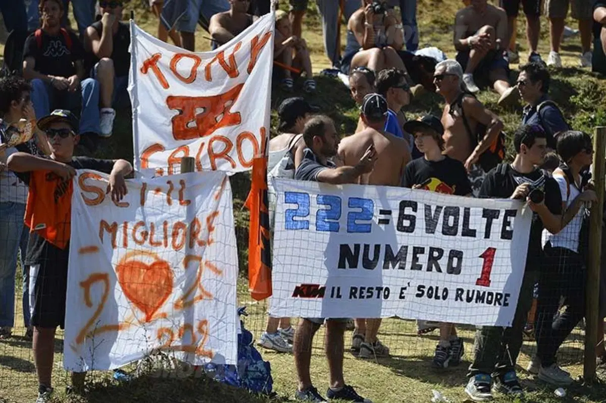 Tony Cairoli. Le foto del trionfo (11)