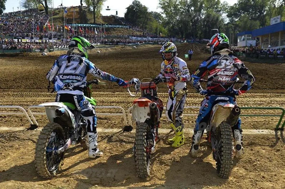 Tony Cairoli. Le foto del trionfo (15)