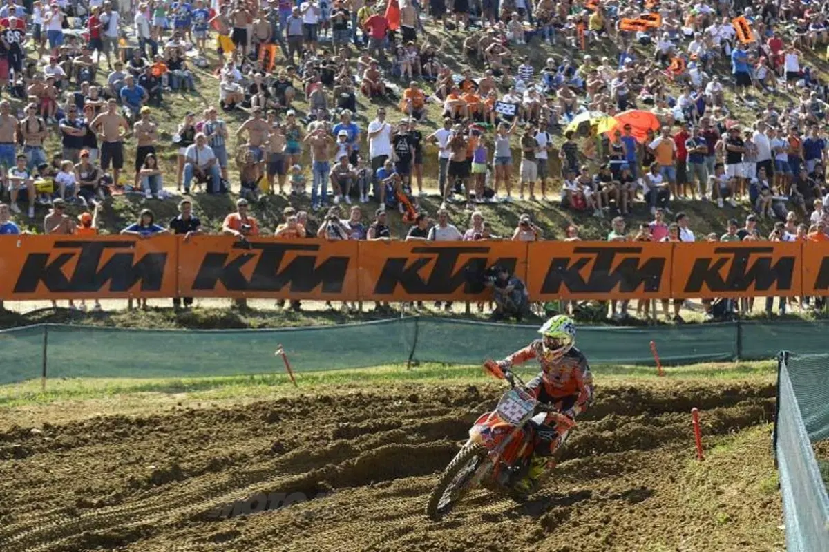 Tony Cairoli. Le foto del trionfo (17)