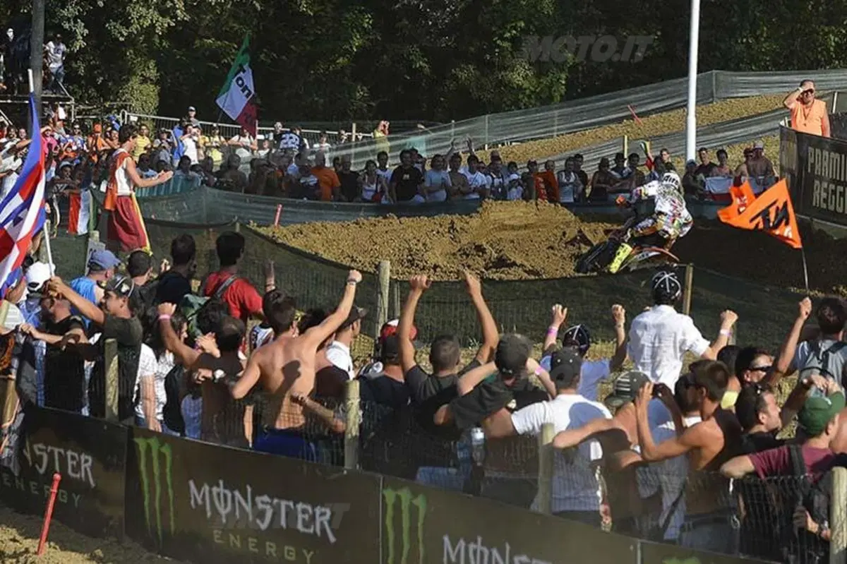 Tony Cairoli. Le foto del trionfo (21)