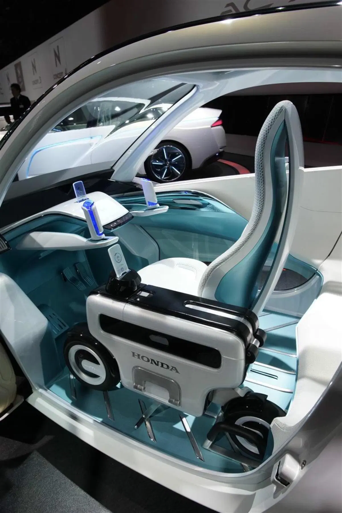 Honda registra Motocompacto. E' il ritorno del motorino pieghevole? (4)