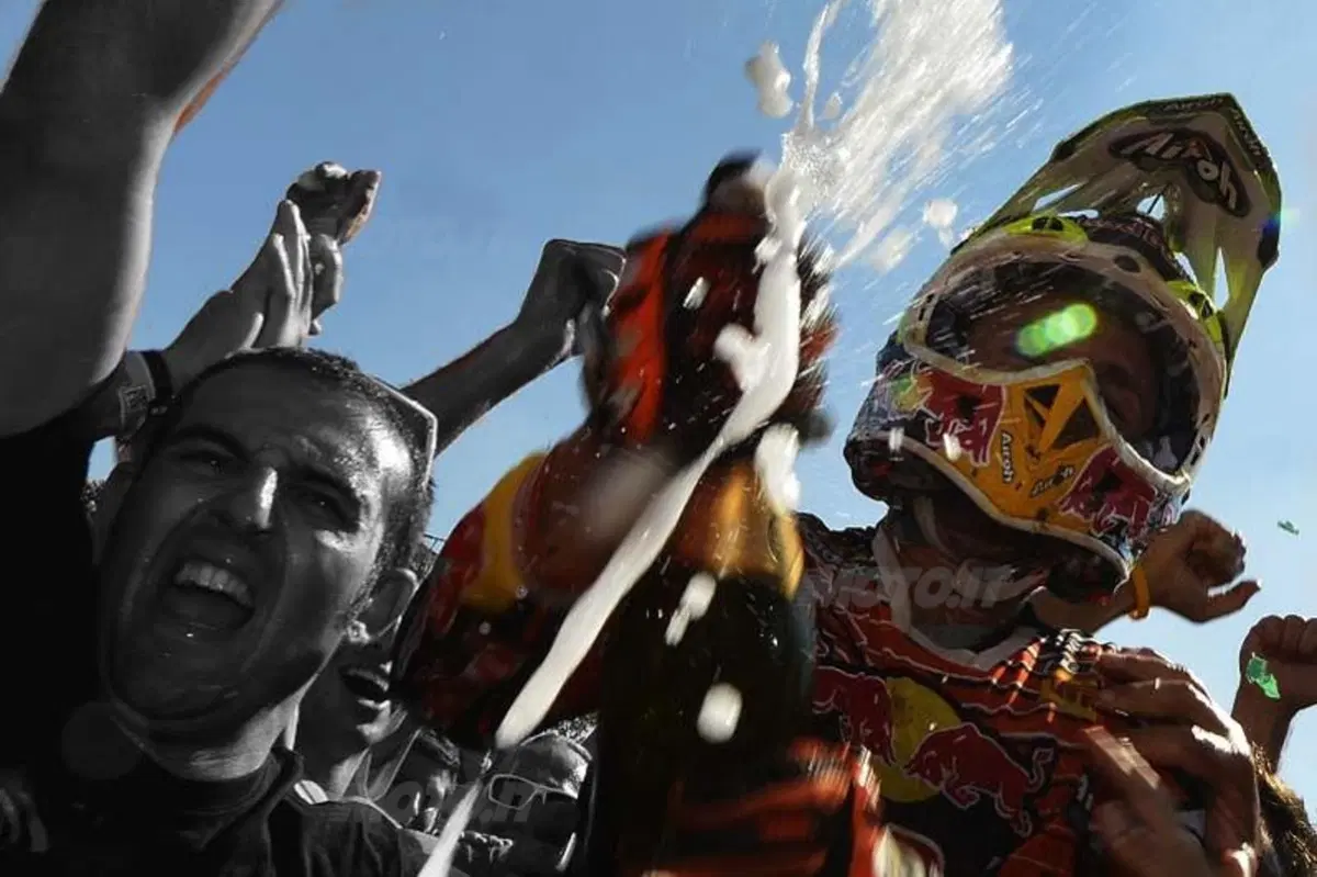 Tony Cairoli. Le foto del trionfo (31)
