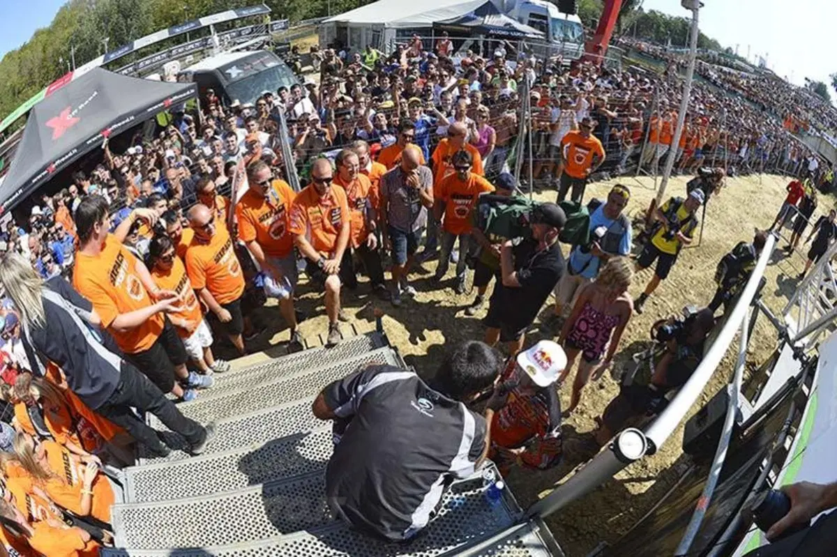Tony Cairoli. Le foto del trionfo (40)