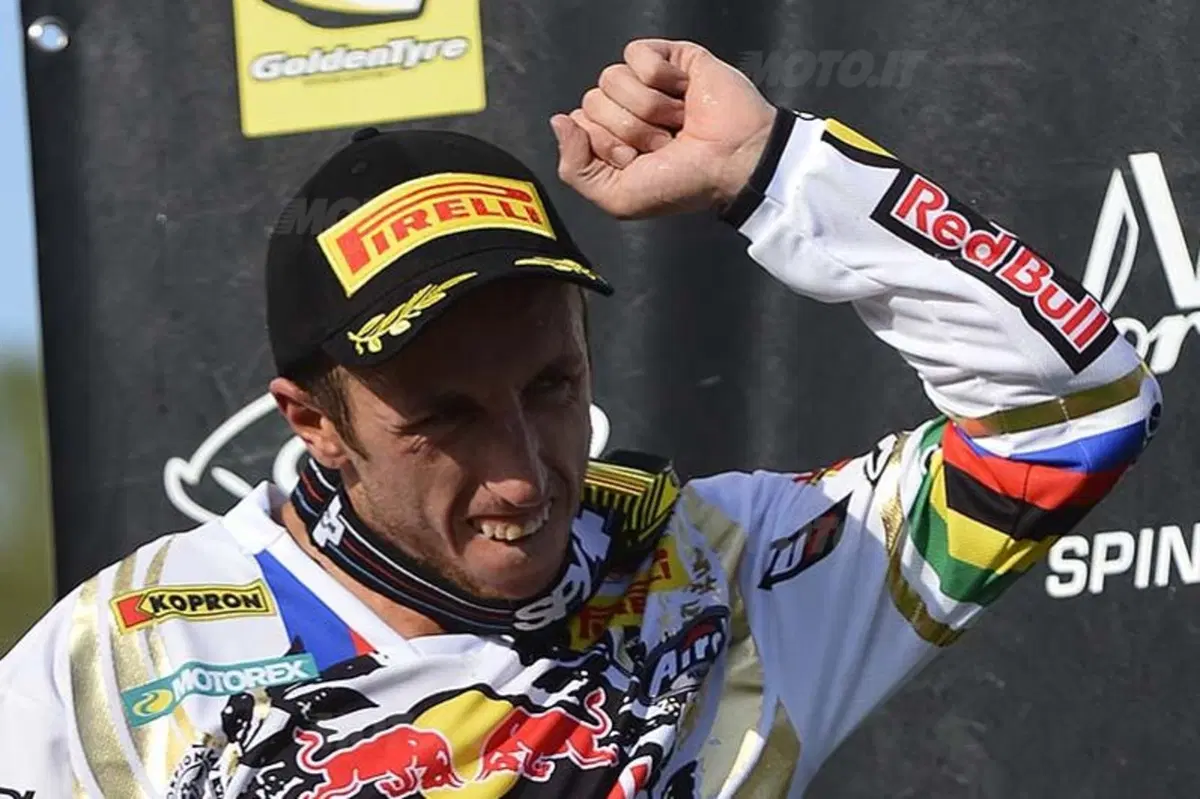 Tony Cairoli. Le foto del trionfo (42)