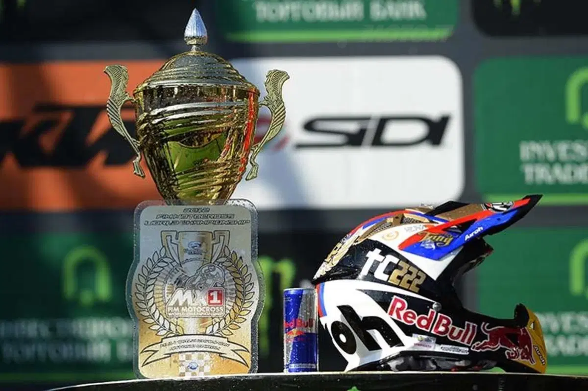 Tony Cairoli. Le foto del trionfo (49)