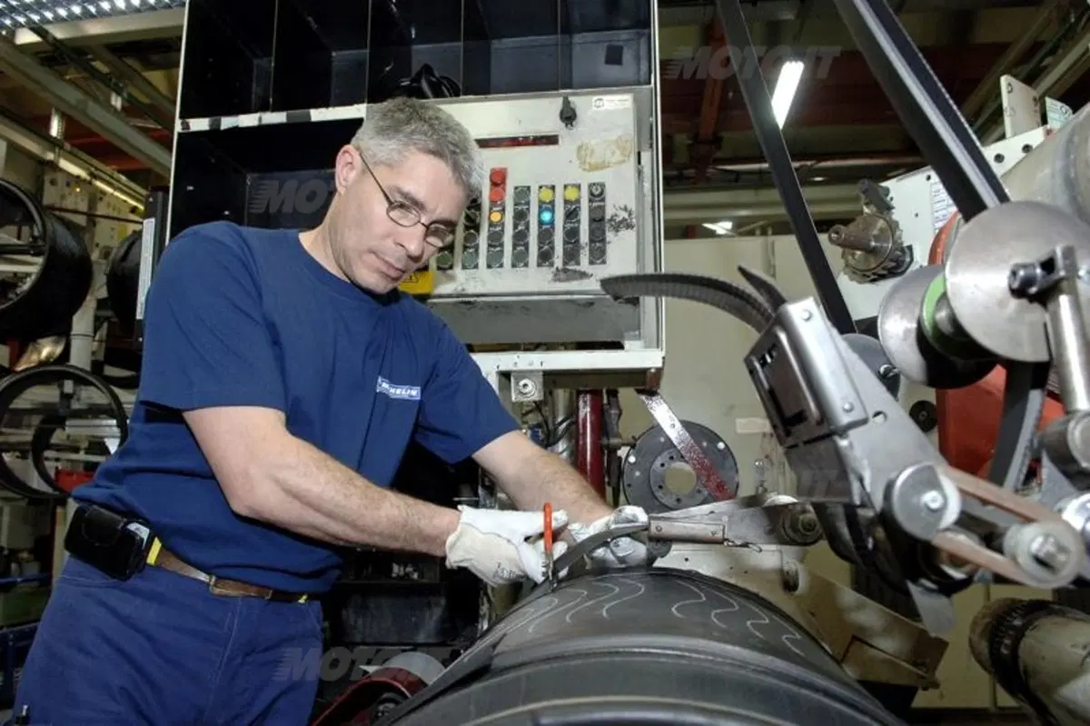 Michelin. Come nascono gli pneumatici da corsa (2)