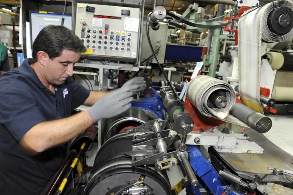 Michelin. Come nascono gli pneumatici da corsa (7)