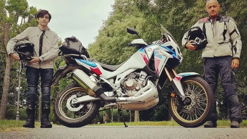 Debutto in moto a 13 anni con l'Africa Twin al Lessinia by Night