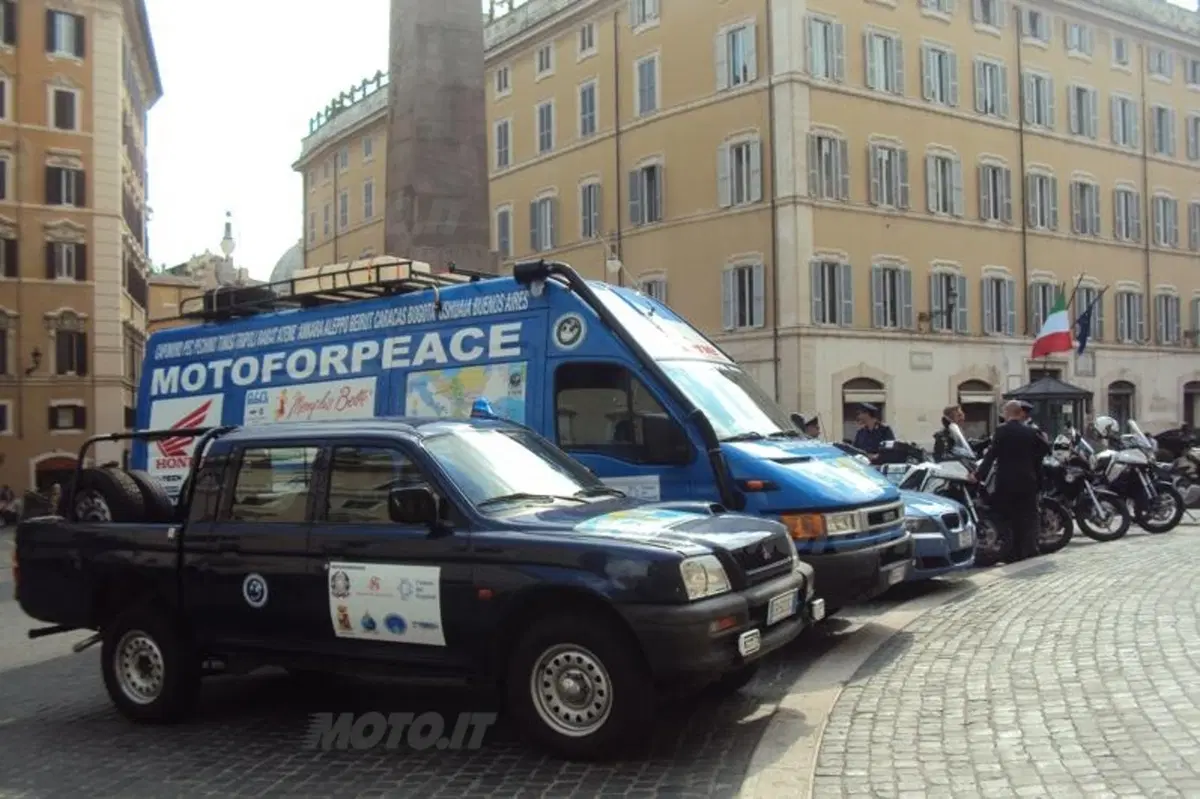 MotoforPeace. Quando la solidarietà viaggia in moto (23)