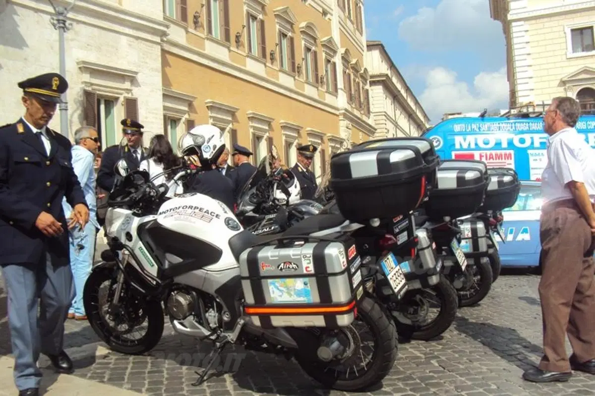 MotoforPeace. Quando la solidarietà viaggia in moto (29)