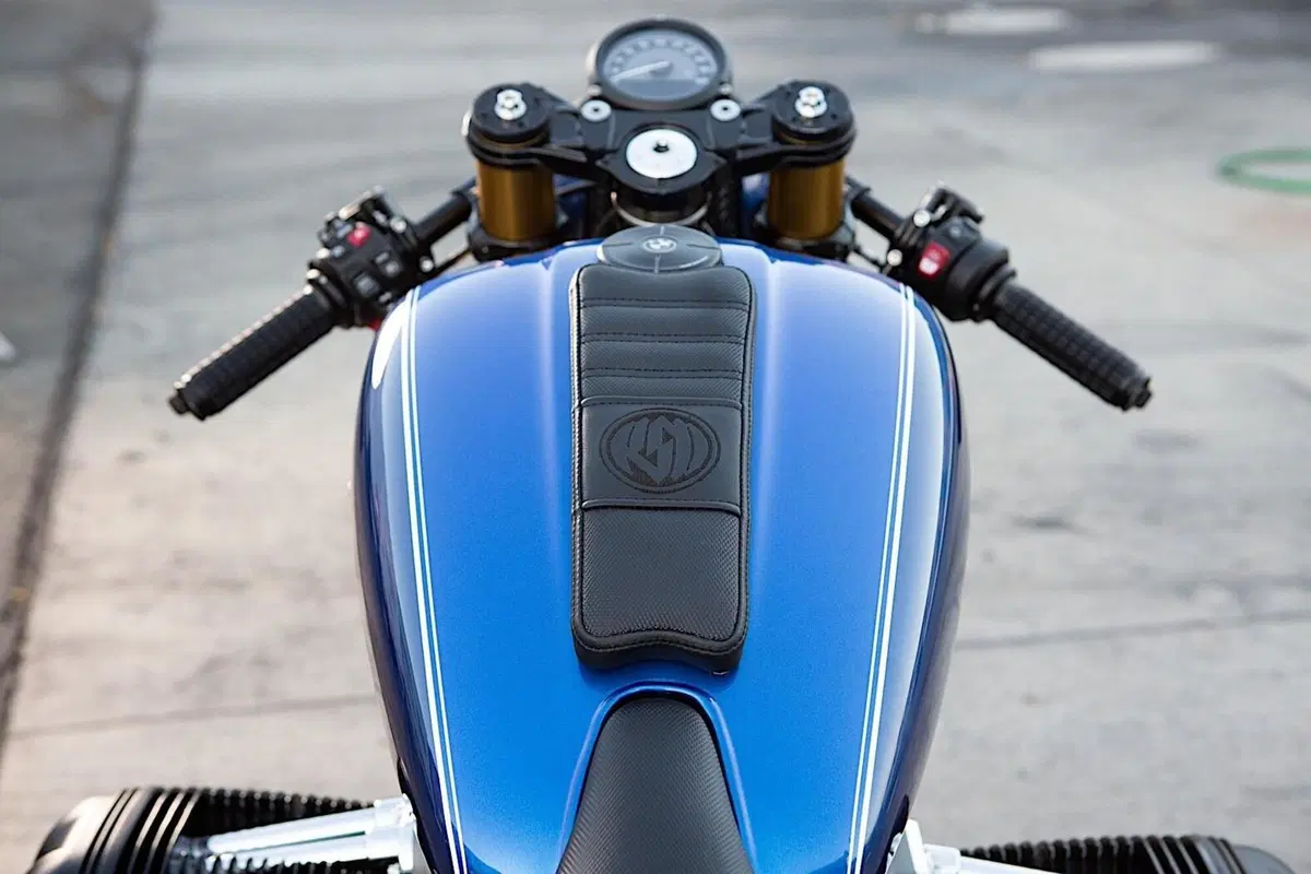 BMW presenta la R18 Dragster di Roland Sands (8)