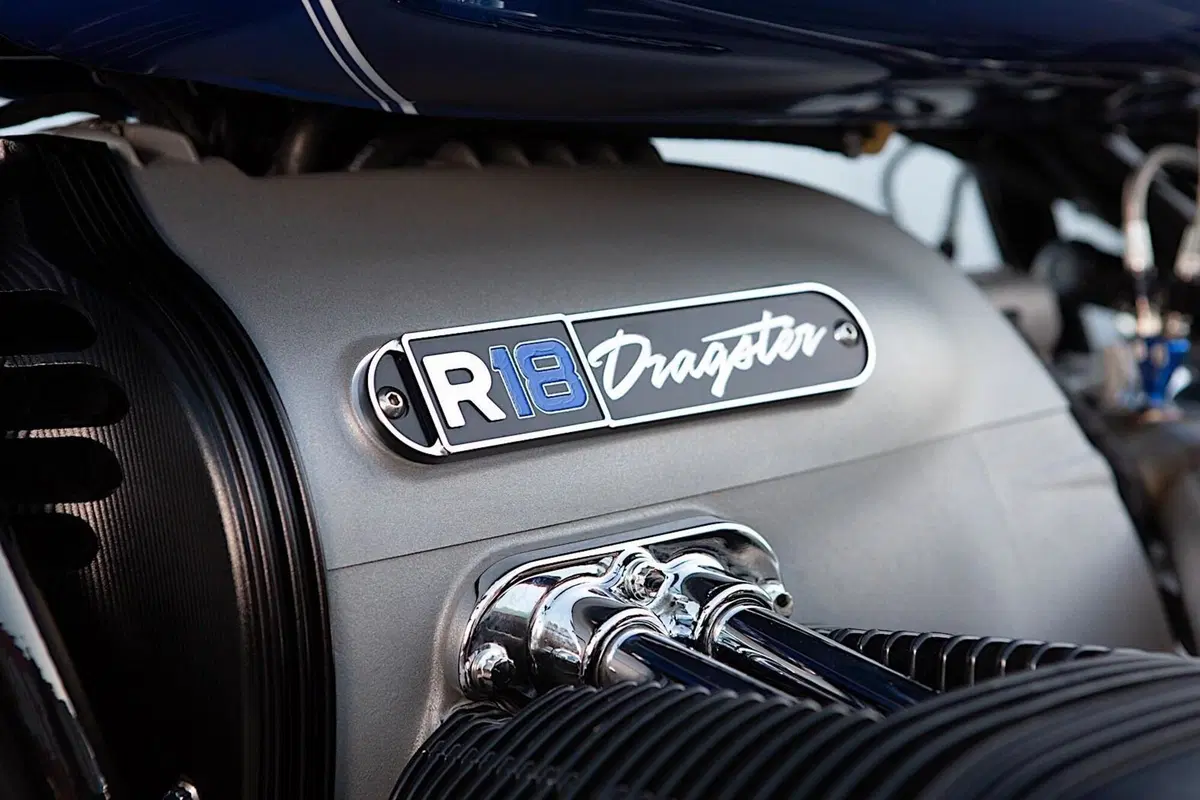 BMW presenta la R18 Dragster di Roland Sands (12)