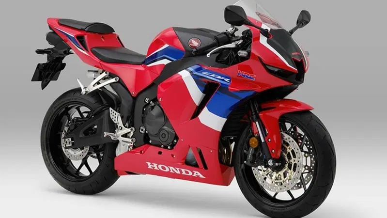 Honda CBR 600RR 2021: il video ufficiale