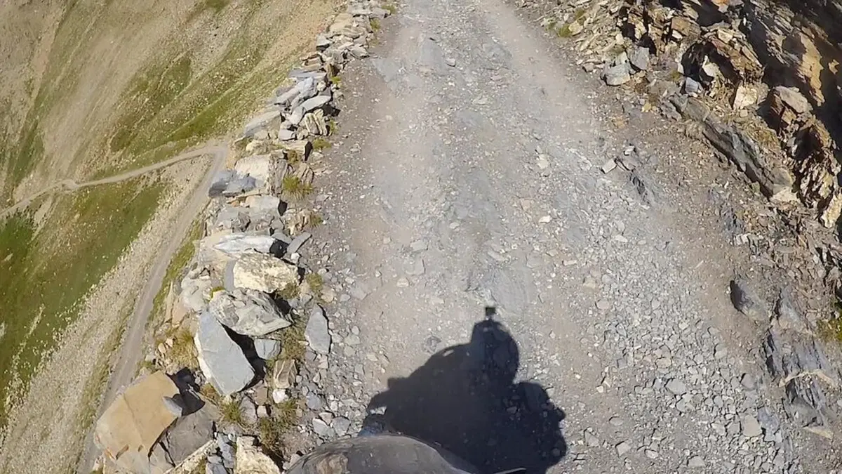  Viaggi e giri in moto, l'itinerario della settimana: via tra Terra e Cielo (7)