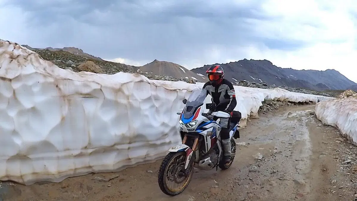  Viaggi e giri in moto, l'itinerario della settimana: via tra Terra e Cielo (21)
