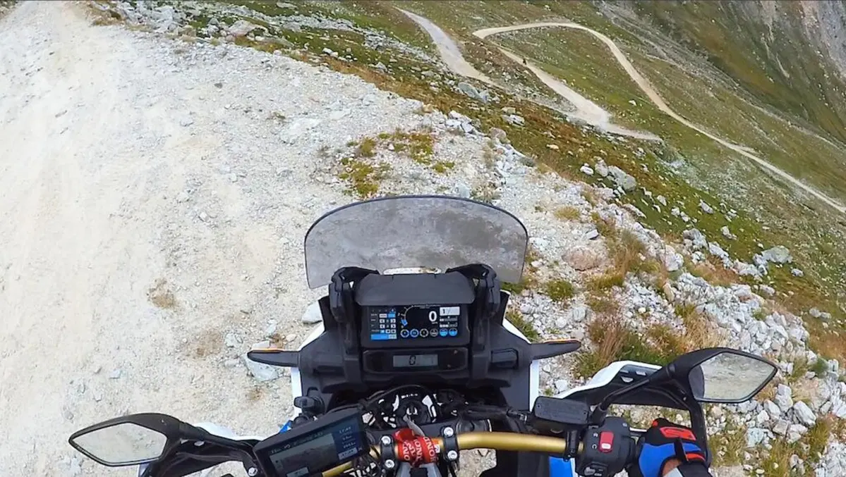  Viaggi e giri in moto, l'itinerario della settimana: via tra Terra e Cielo (40)