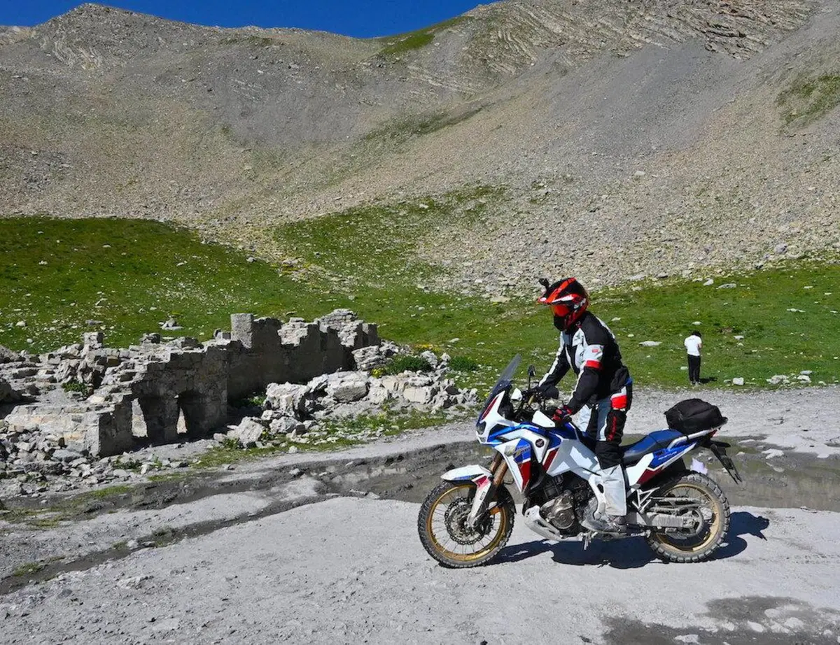 Viaggi e giri in moto, l'itinerario della settimana: via tra Terra e Cielo
