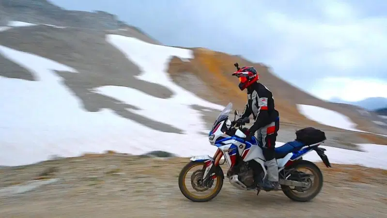  Viaggi e giri in moto, l'itinerario della settimana: via tra Terra e Cielo