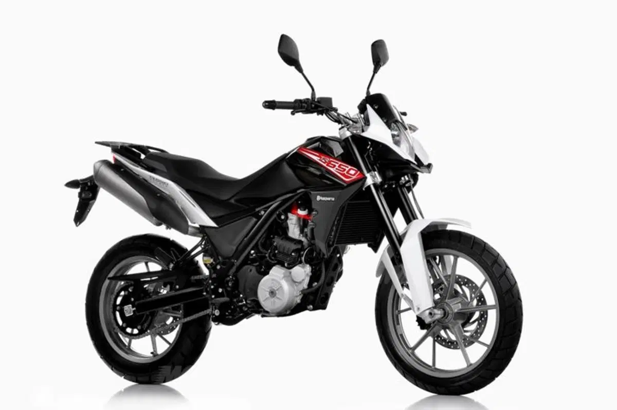 Husqvarna TR 650 Strada e Terra   (20)