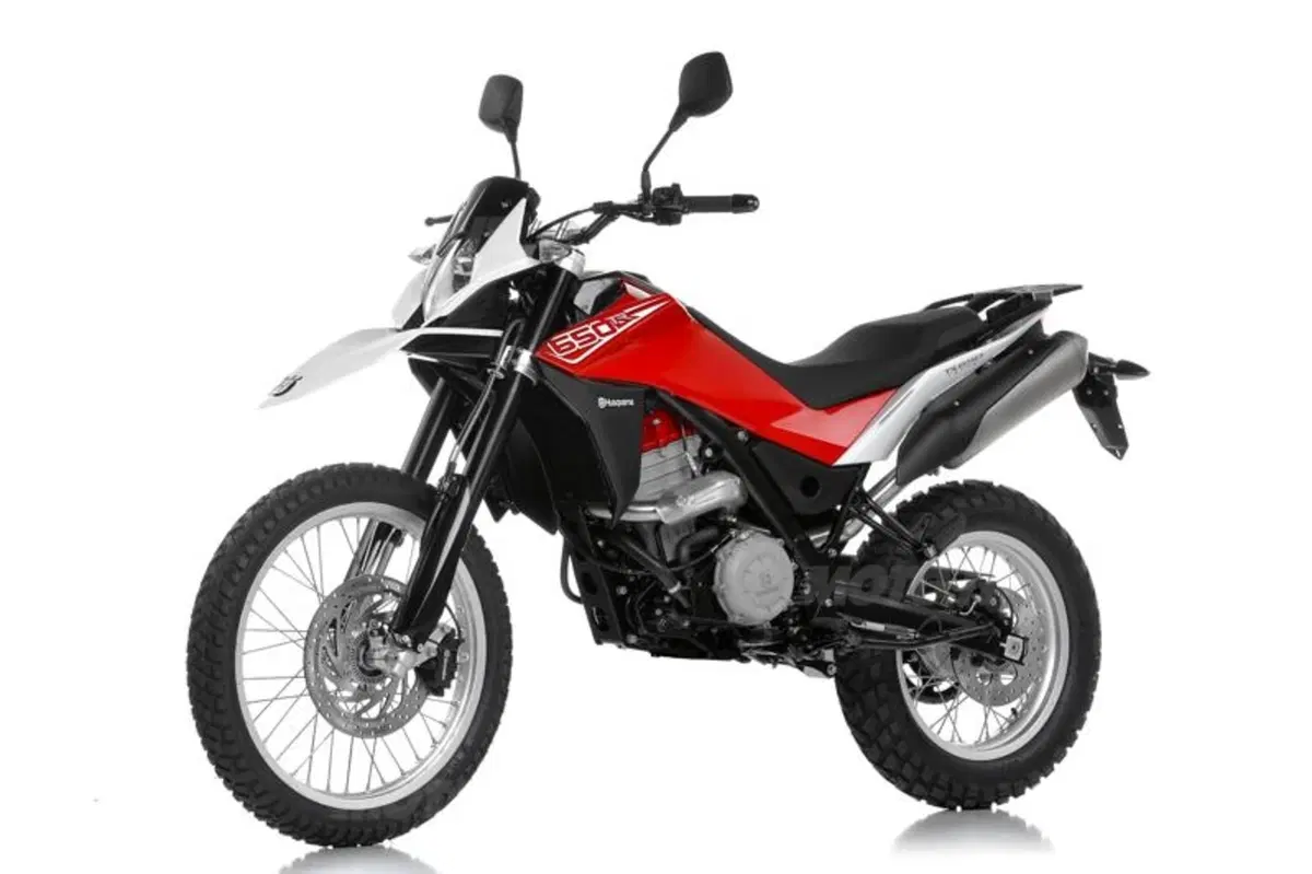 Husqvarna TR 650 Strada e Terra   (25)