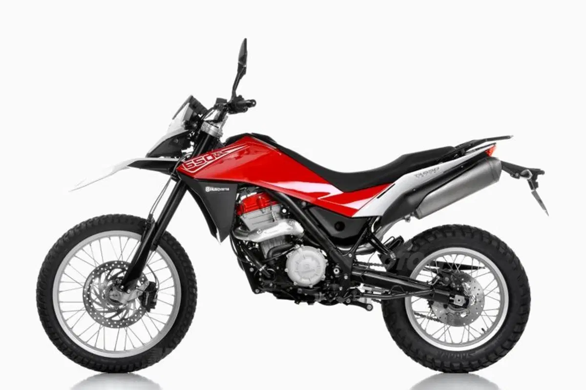 Husqvarna TR 650 Strada e Terra   (26)