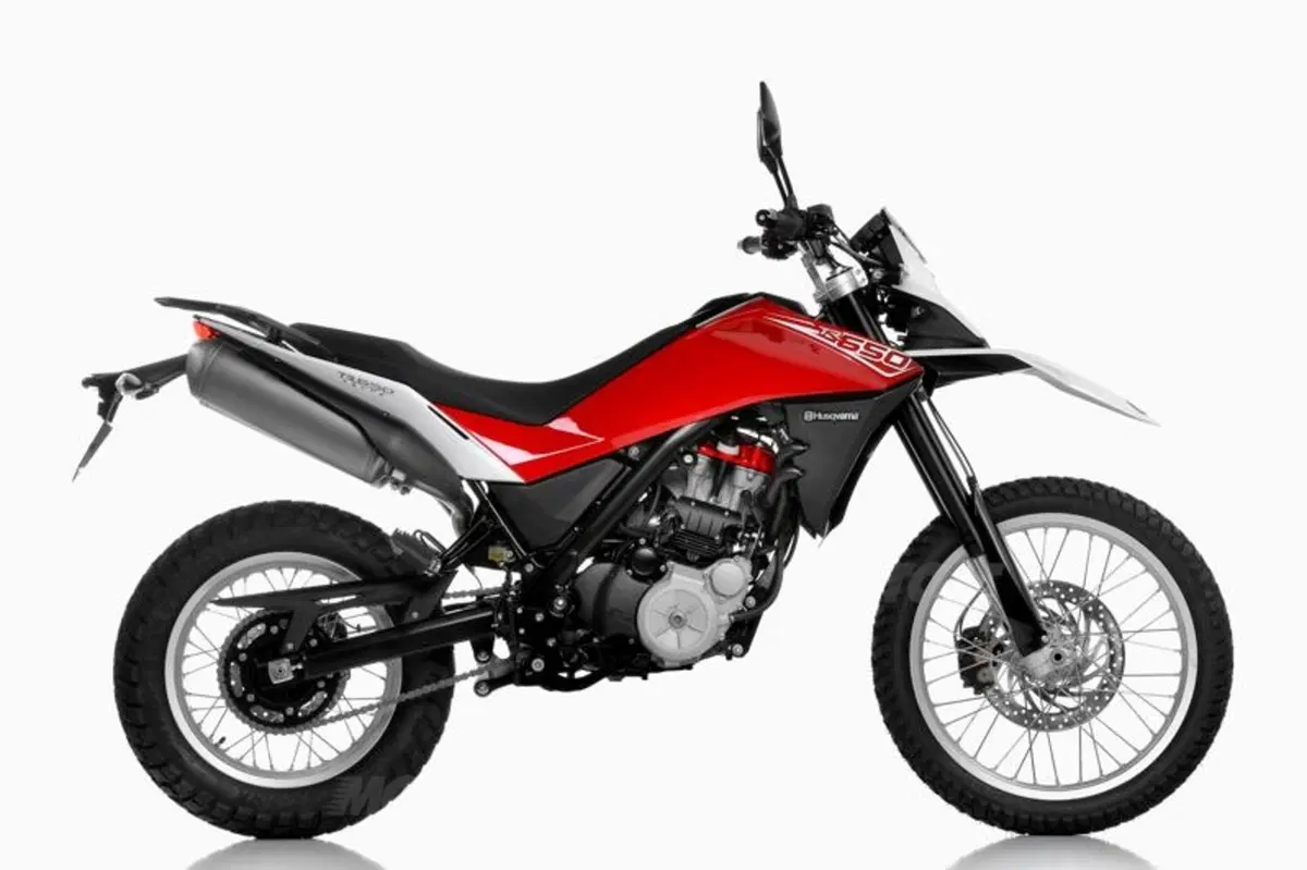 Husqvarna TR 650 Strada e Terra   (27)