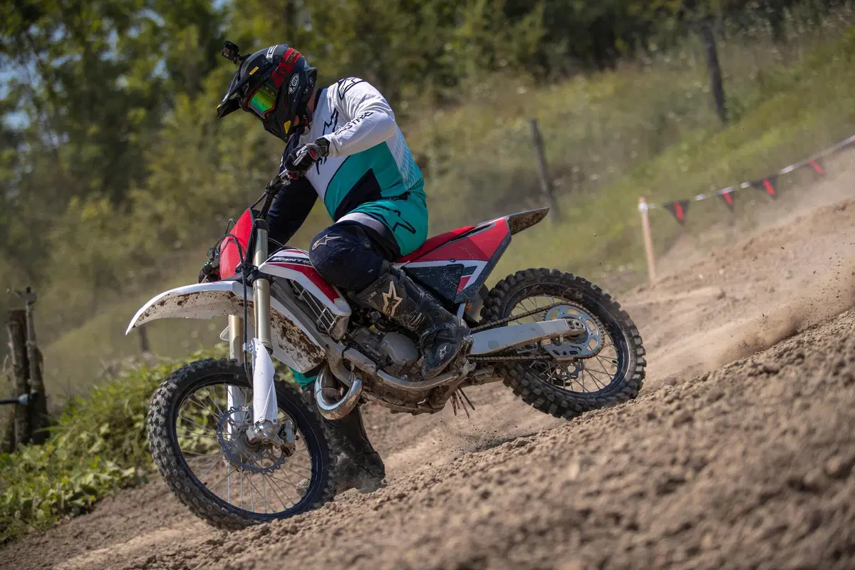 Fantic Motor XX e XE 125 2 tempi: TEST anteprima modelli 2021 Racing (2)