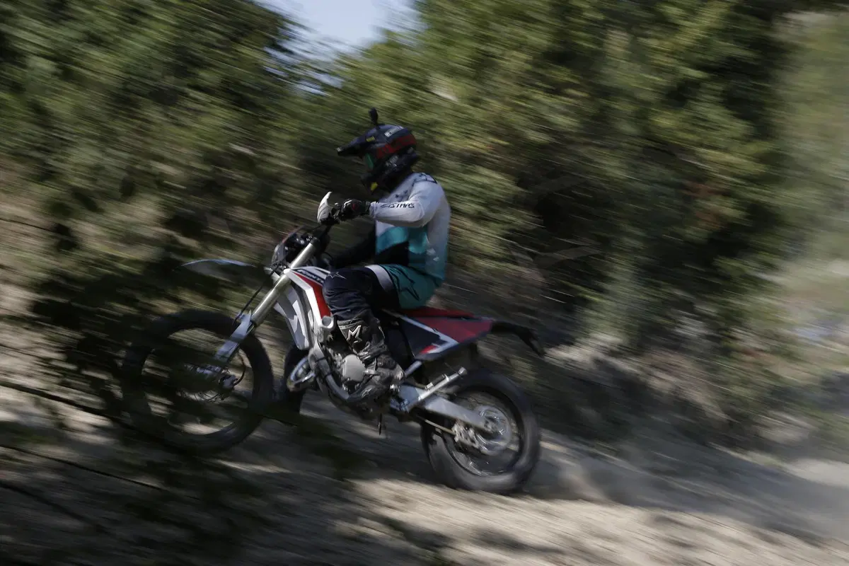 Fantic Motor XX e XE 125 2 tempi: TEST anteprima modelli 2021 Racing (6)