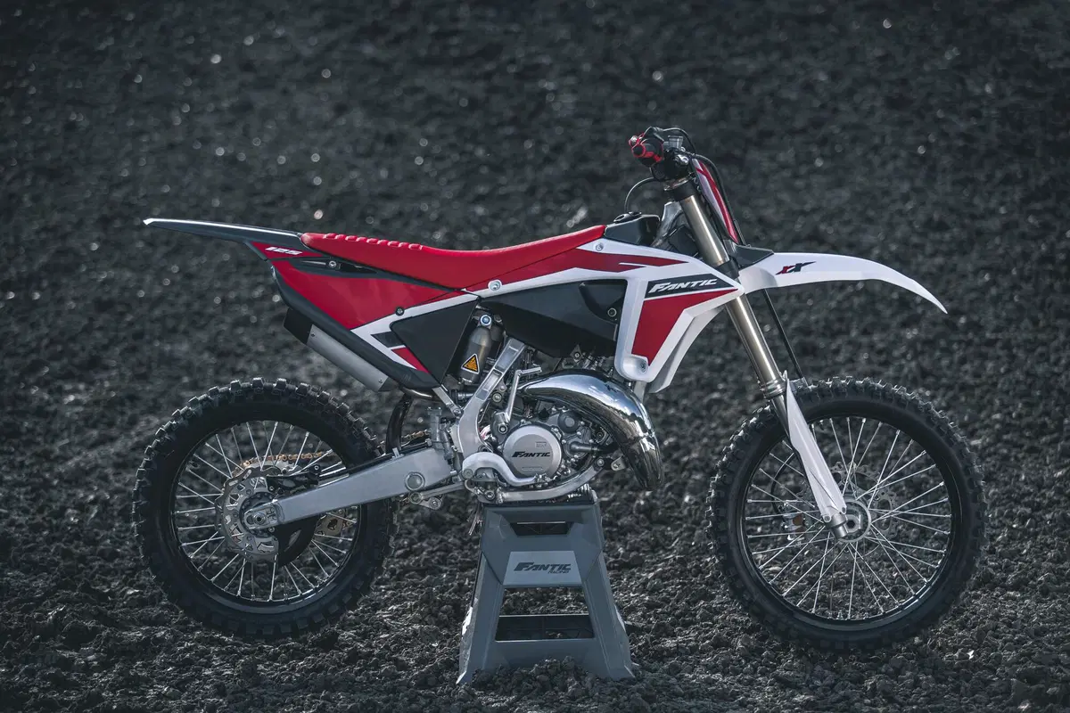 Fantic Motor XX e XE 125 2 tempi: TEST anteprima modelli 2021 Racing (3)