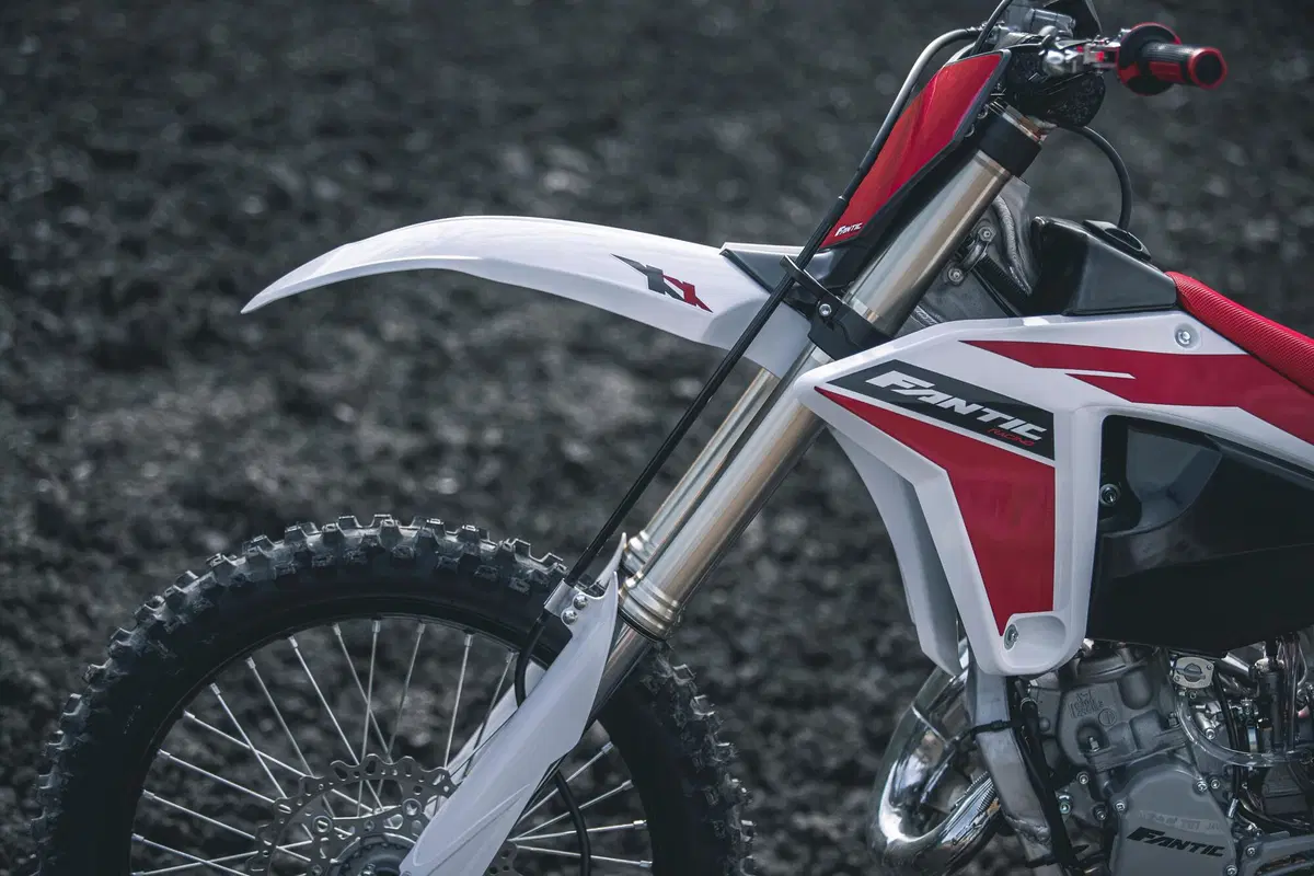Fantic Motor XX e XE 125 2 tempi: TEST anteprima modelli 2021 Racing (8)