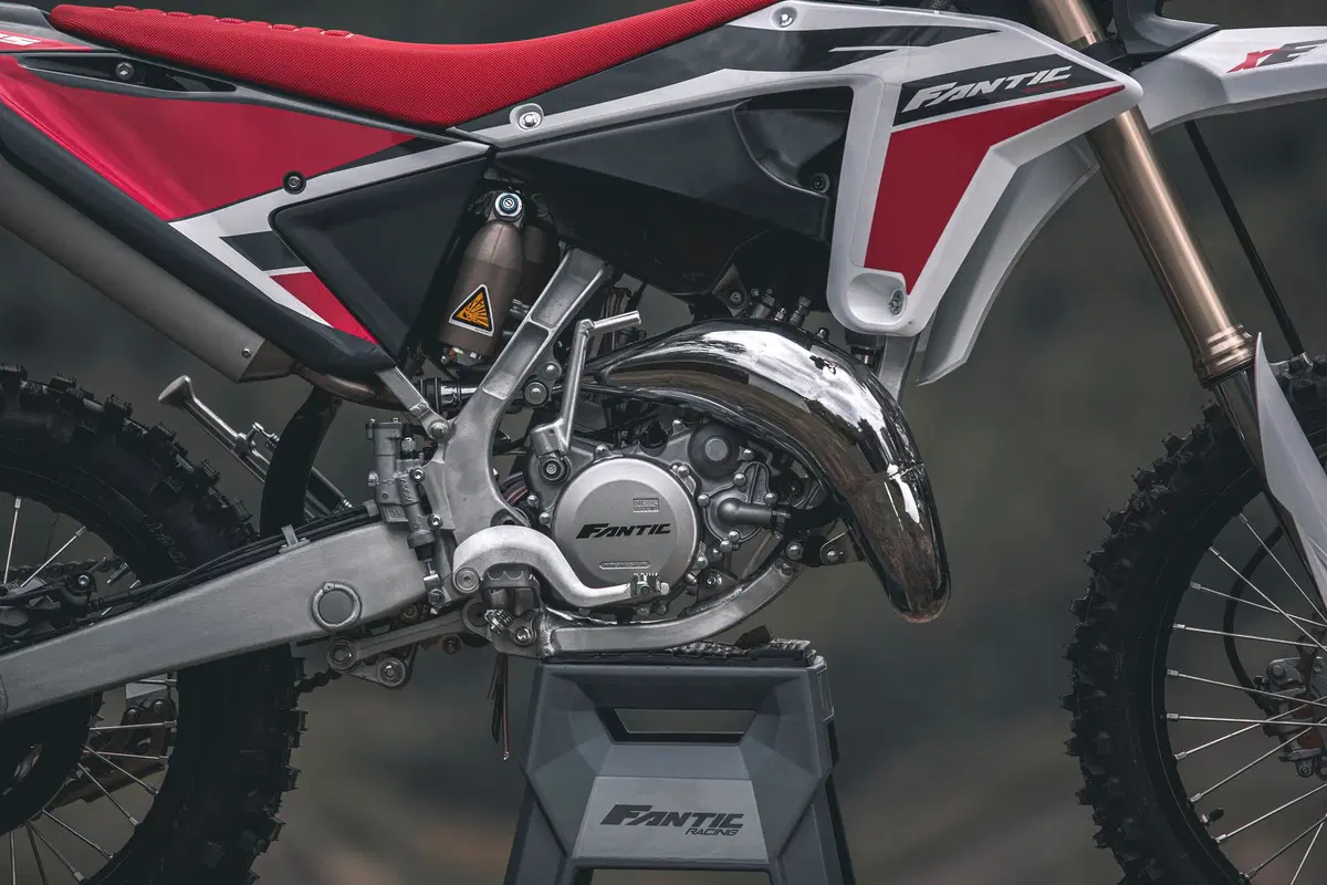Fantic Motor XX e XE 125 2 tempi: TEST anteprima modelli 2021 Racing (5)