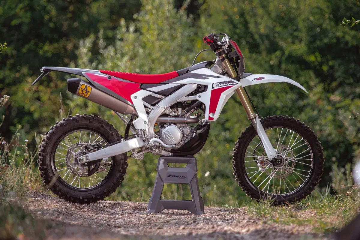 Fantic Motor XX e XE 125 2 tempi: TEST anteprima modelli 2021 Racing (18)