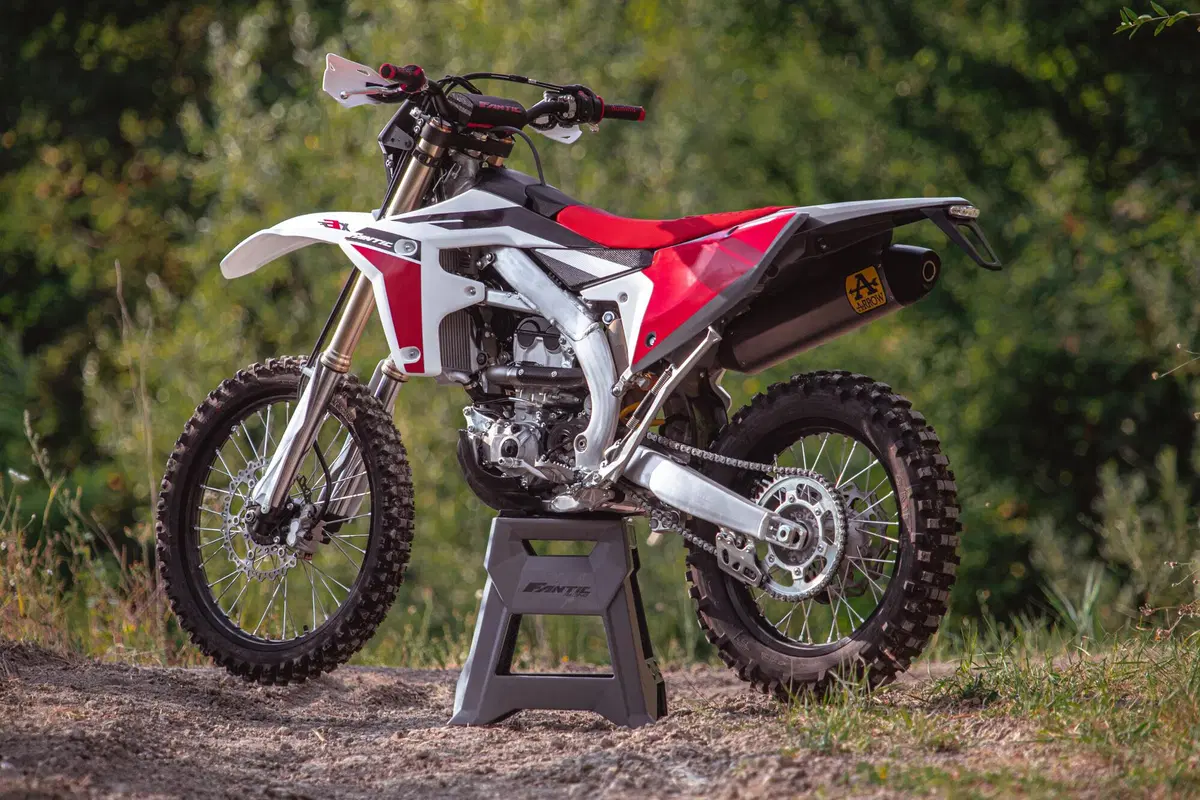 Fantic Motor XX e XE 125 2 tempi: TEST anteprima modelli 2021 Racing (22)