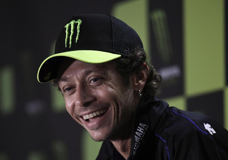 MotoGP 2020. Rossi: &quot;Adesso dentro al box c&#039;&egrave; ottimismo&quot;