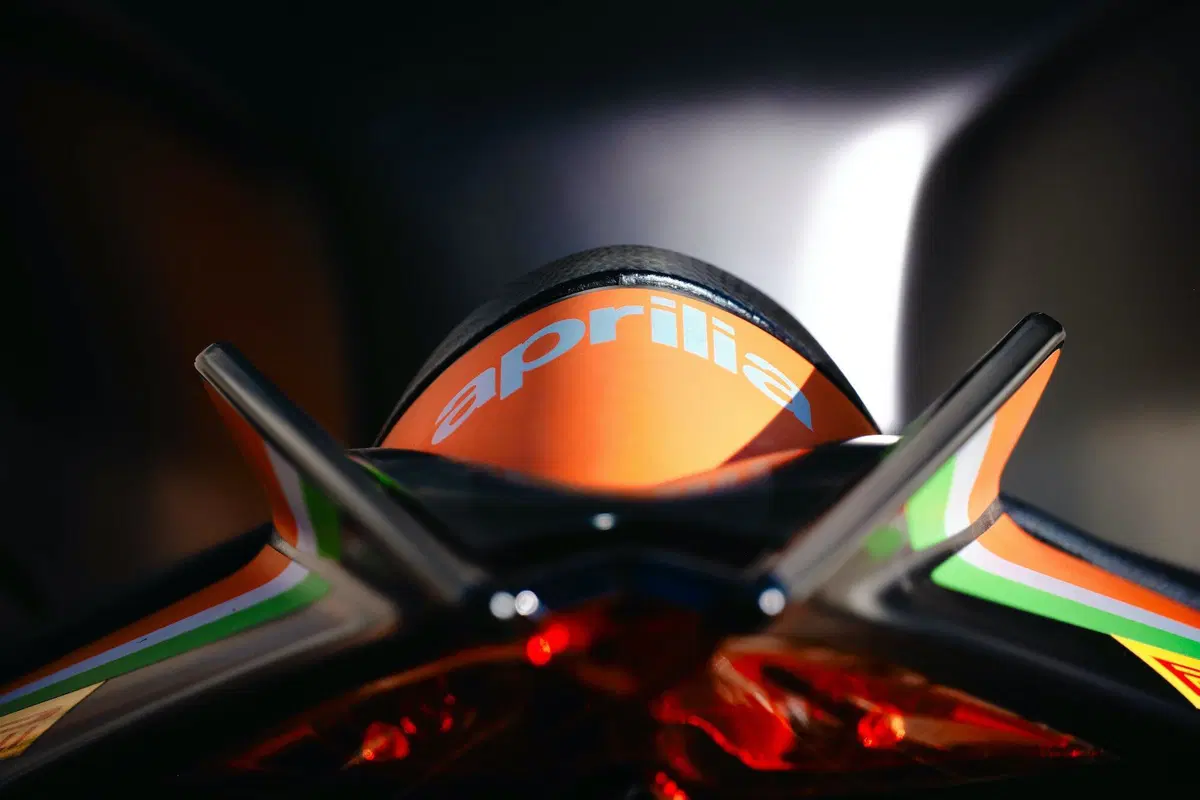 Comparativa Hypernaked: Tuono V4 vs Streetfighter V4S vs Z-H2 vs SuperDuke 1290R vs Brutale 1000RR (9)