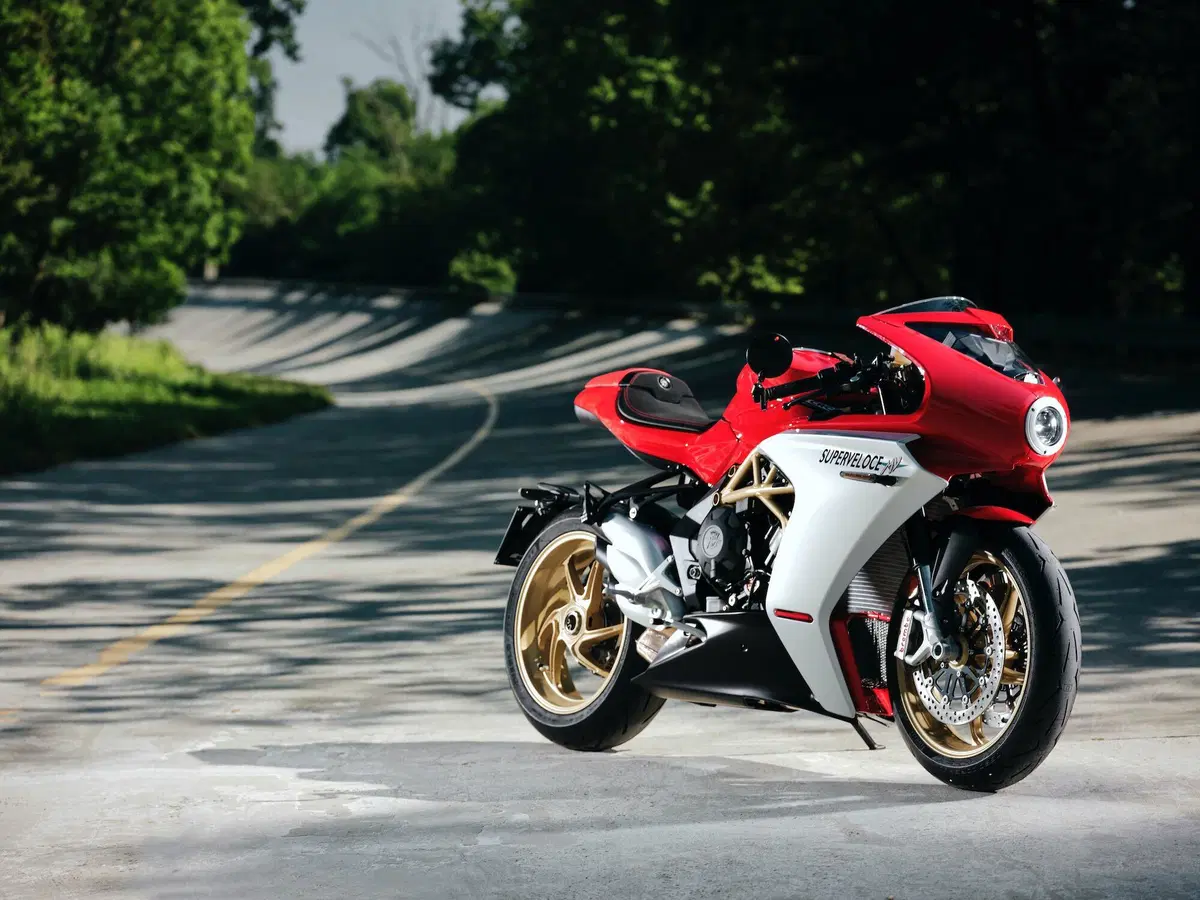 MV Agusta Superveloce 800: sempre più sexy e ancora più estrema [GALLERY FOTO E VIDEO] (19)