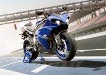Livrea Race Blu per le Yamaha. MotoGP e di serie
