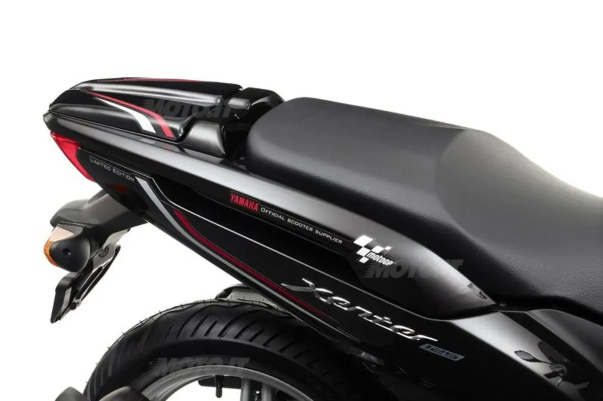 Yamaha: arriva lo Xenter MotoGP (5)