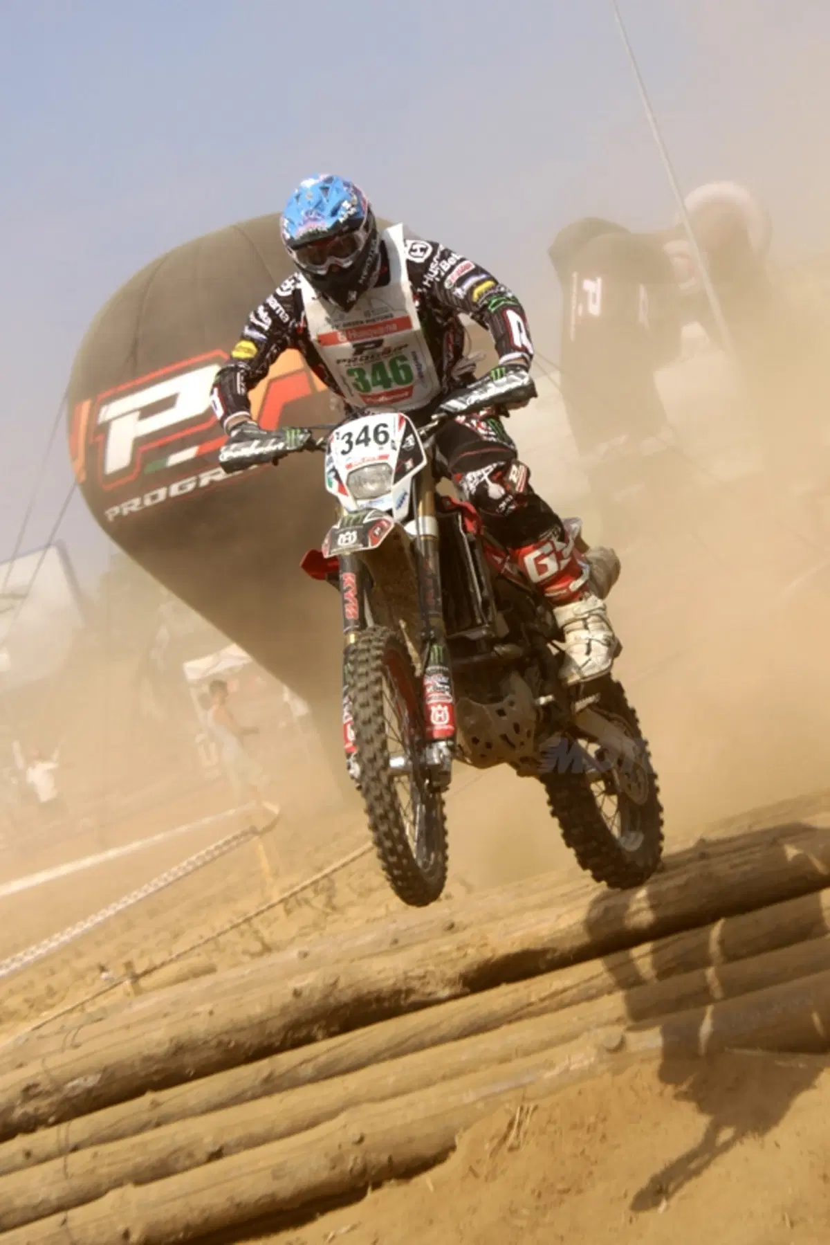 Husqvarna trionfa alla Green Pistons con Salvini e Seistola (2)